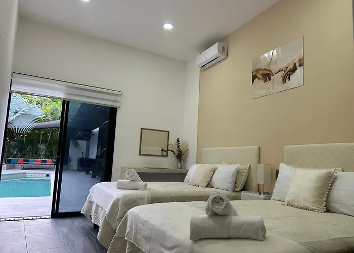 Célèbre Venus Playacar - 24 Pax Villa *
