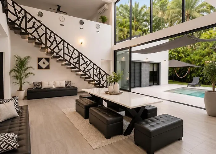 Villa Célèbre Venus Playacar - 24 Pax *